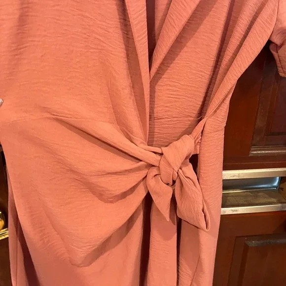 Salmon wrap dress - Picture 3 of 7